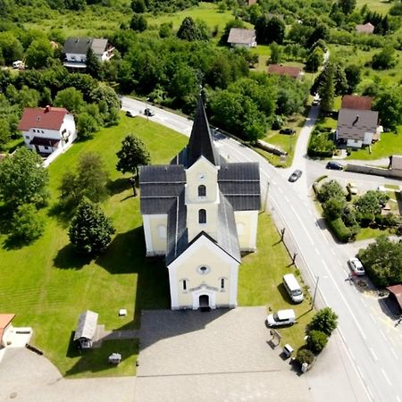 Apartman Josipa Drežnik Grad Dış mekan fotoğraf